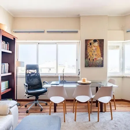 Penthouse Vista Mar In Lisboa Cascais Family And Work Friendly פארדס