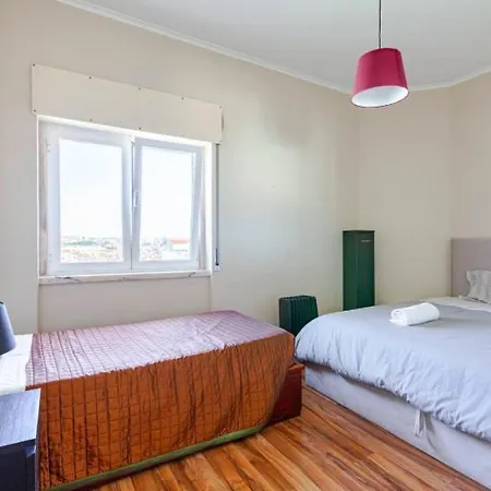 Penthouse Vista Mar In Lisboa Cascais Family And Work Friendly פארדס
