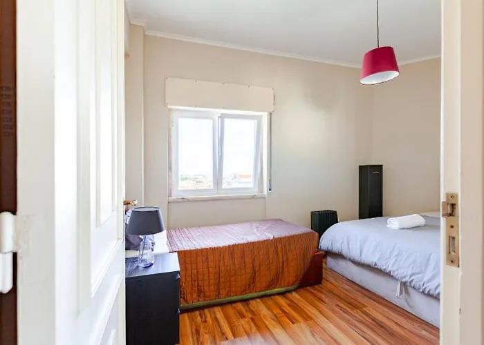 Penthouse Vista Mar In Lisboa Cascais Family And Work Friendly פארדס