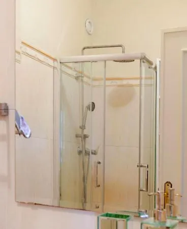 Elevated Elegance Mesmerizing Seaside Penthouse דירה פארדס