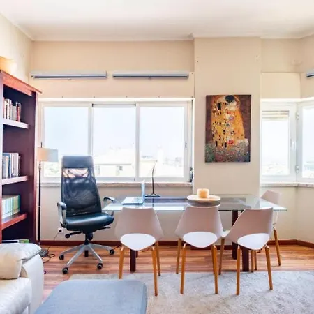 Apartament Penthouse Vista Mar In Lisboa Cascais Family And Work Friendly Parede